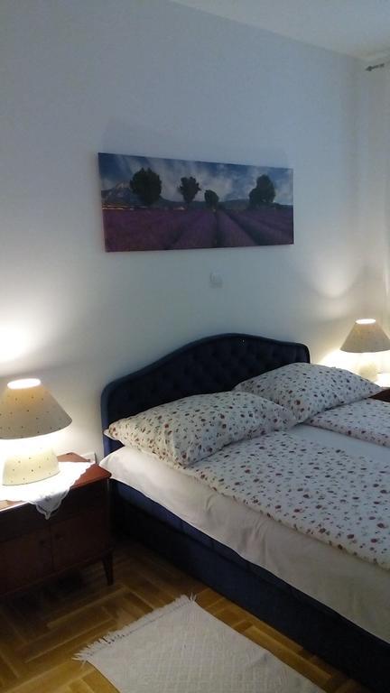 Apartment Z&E Trogir Buitenkant foto