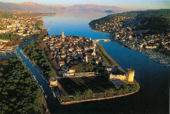 Apartment Z&E Trogir Buitenkant foto