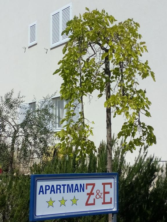 Apartment Z&E Trogir Buitenkant foto
