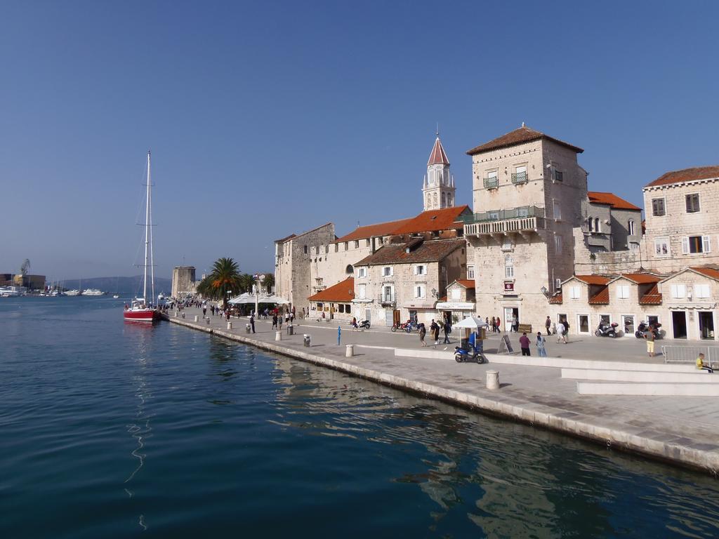 Apartment Z&E Trogir Buitenkant foto