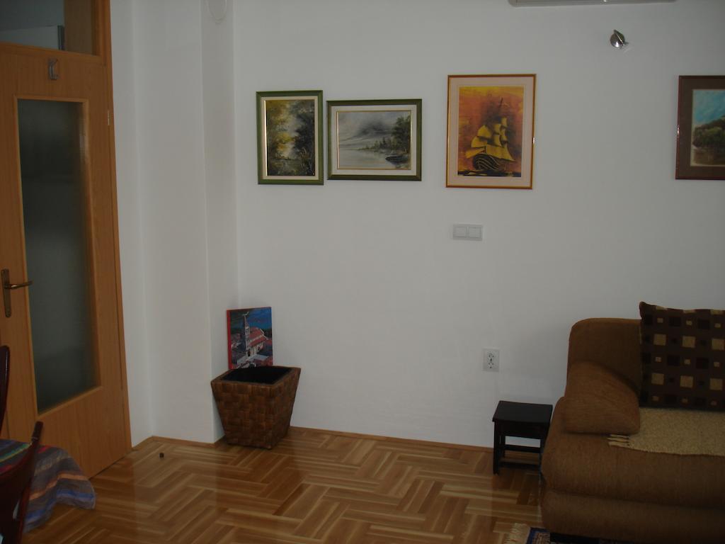 Apartment Z&E Trogir Buitenkant foto