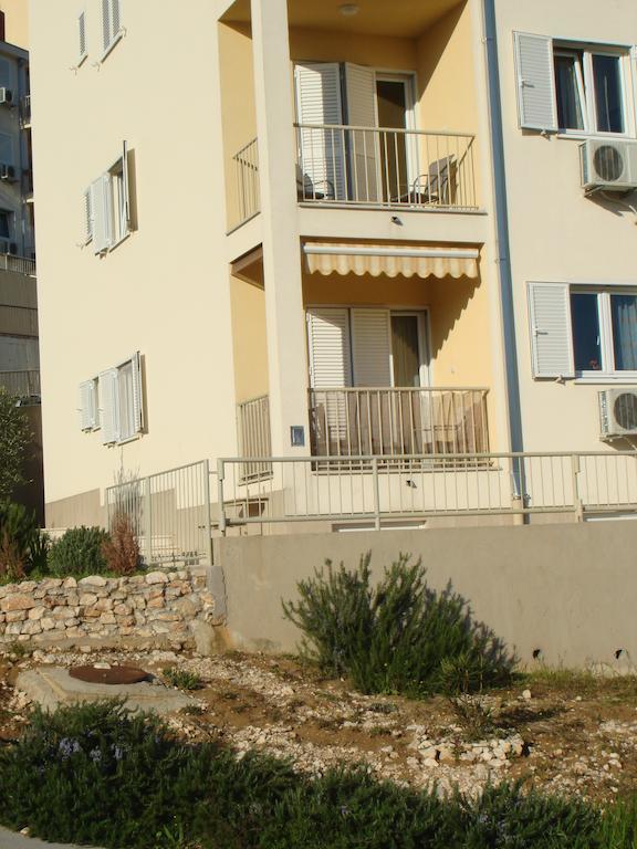 Apartment Z&E Trogir Buitenkant foto