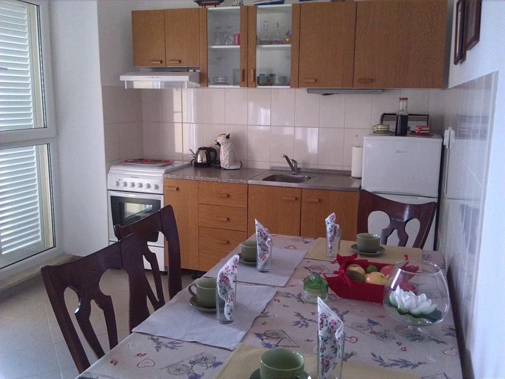 Apartment Z&E Trogir Buitenkant foto