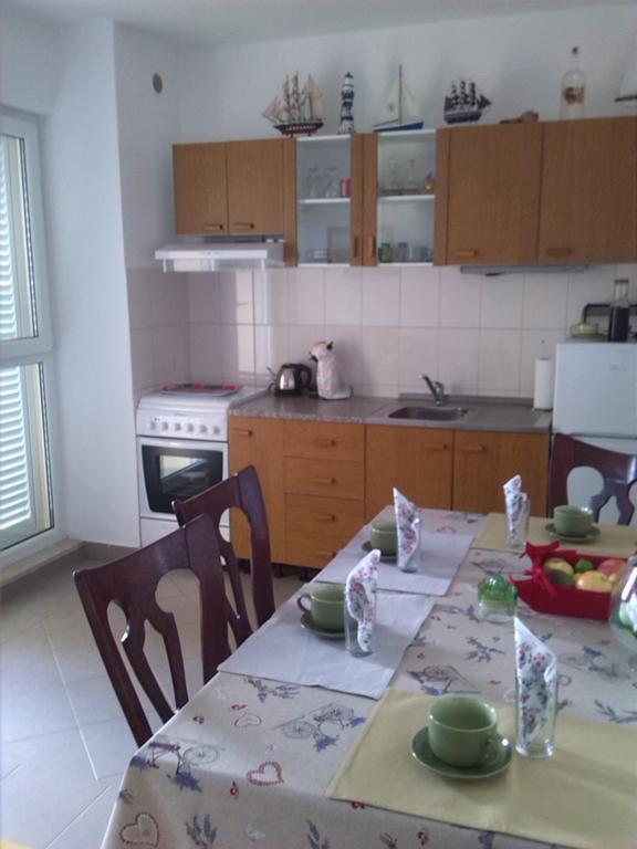 Apartment Z&E Trogir Buitenkant foto